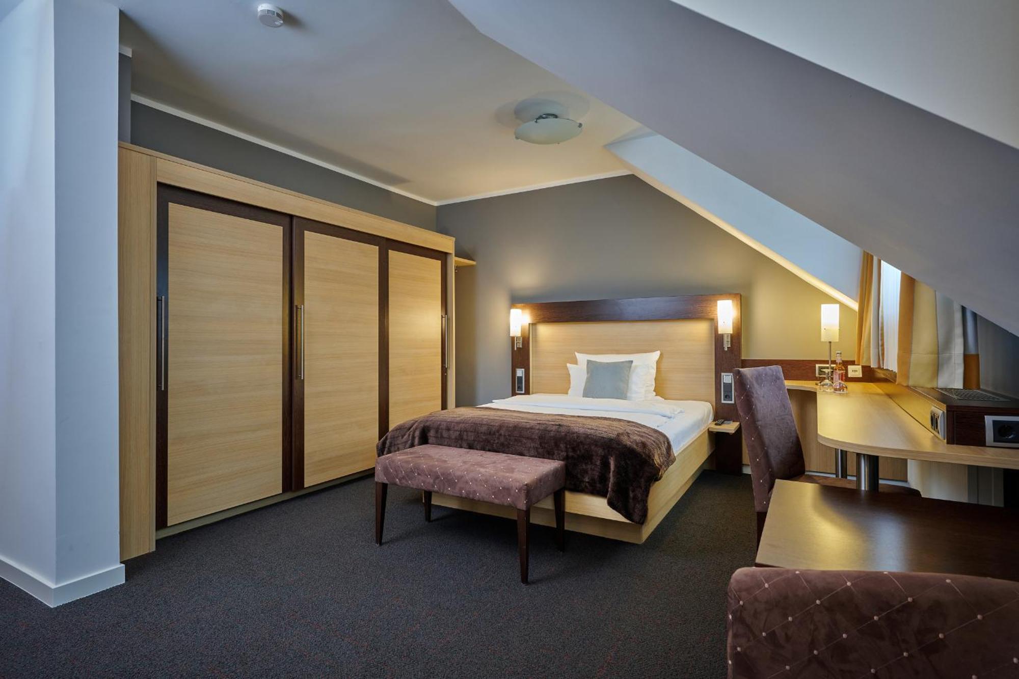 Hotel Westend Nuremberga Exterior foto